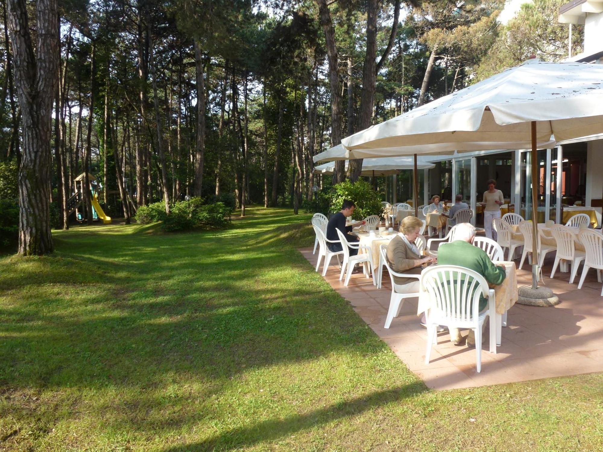 Hotel San Marco Lignano Sabbiadoro Exterior foto